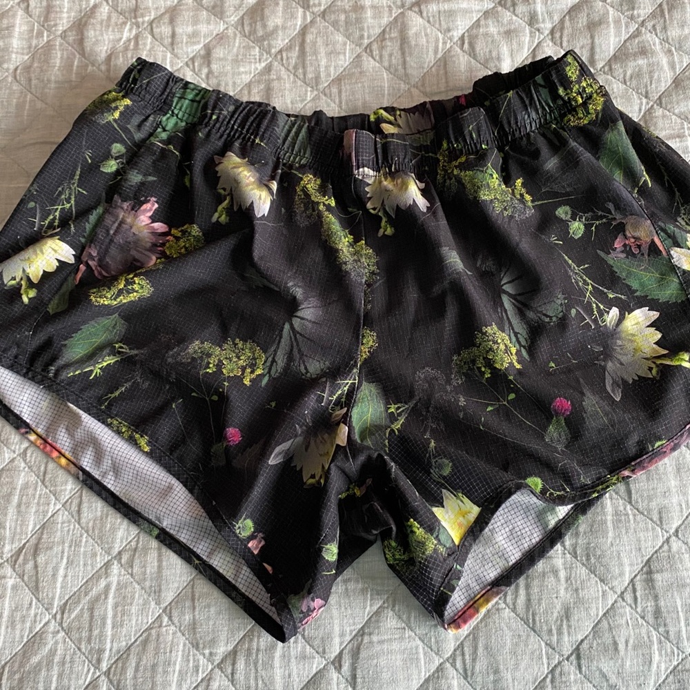 Oiselle Distance Shorts